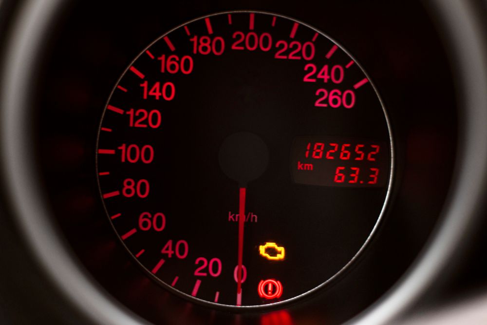 Decoding The Check Engine Light: Master Auto Diagnostics Guide